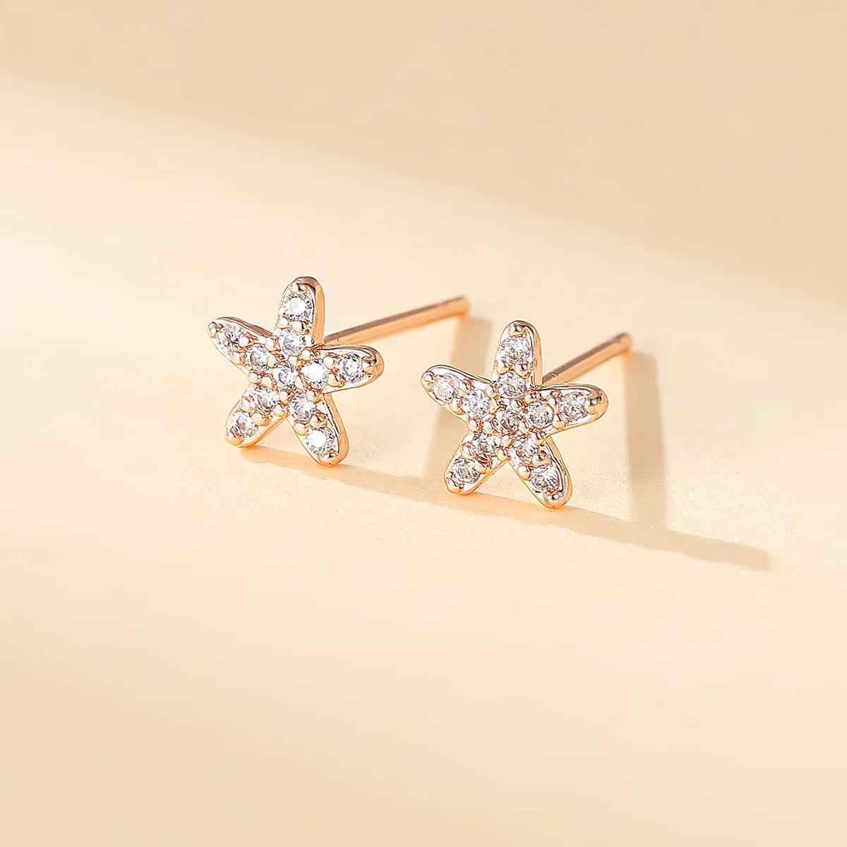 1 Pair Casual Simple Style Shiny Starfish Plating Inlay Copper Artificial Pearls Zircon 18k Gold Plated Ear Studs