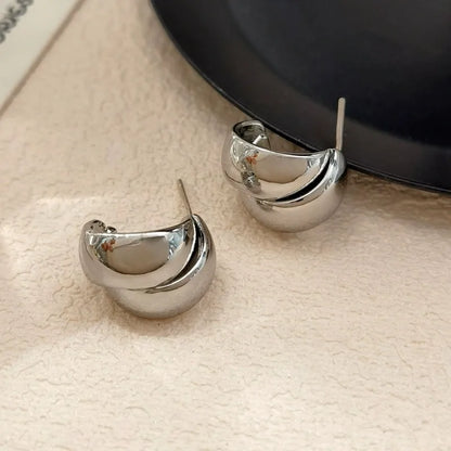 1 Pair Casual Simple Style Solid Color Copper Ear Studs