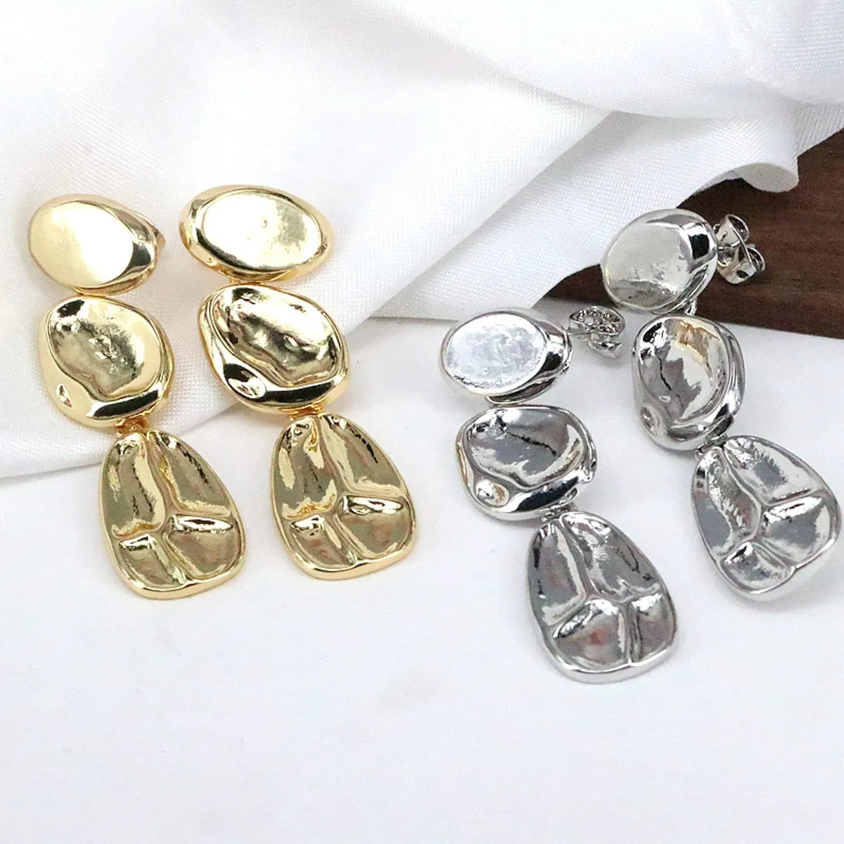 1 Pair Casual Simple Style Solid Color Plating Inlay Copper 18k Gold Plated Silver Plated Drop Earrings