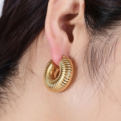 1 Pair Casual Simple Style Solid Color Plating Stainless Steel Titanium Steel 18k Gold Plated Earrings