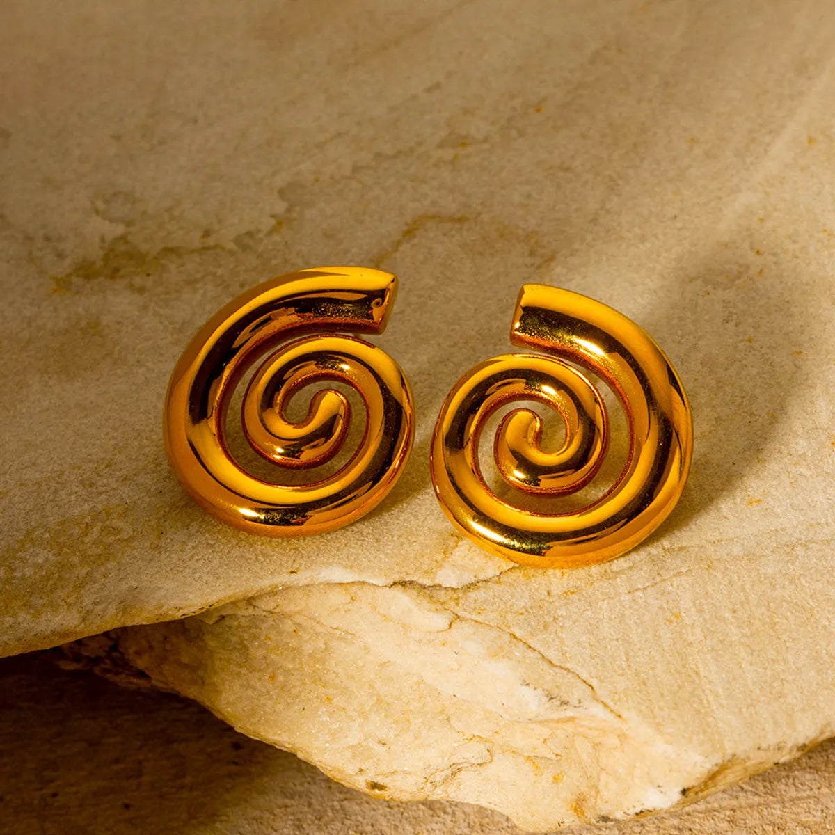 1 Pair Casual Simple Style Spiral Titanium Steel 18K Gold Plated Ear Studs