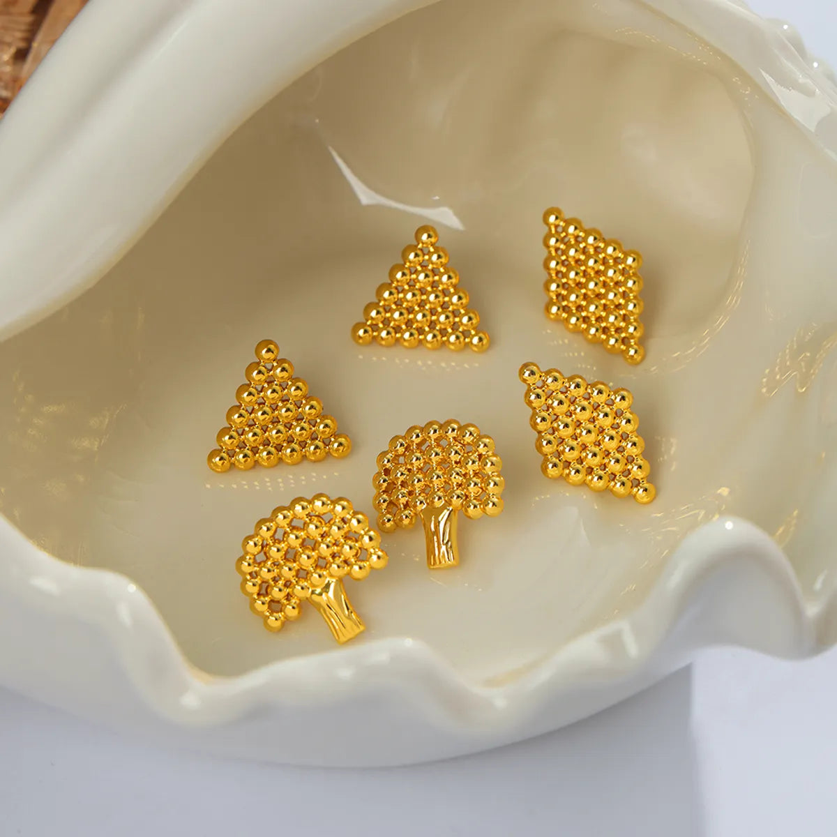 1 Pair Casual Simple Style Triangle Rhombus Plating Titanium Steel 18K Gold Plated Ear Studs