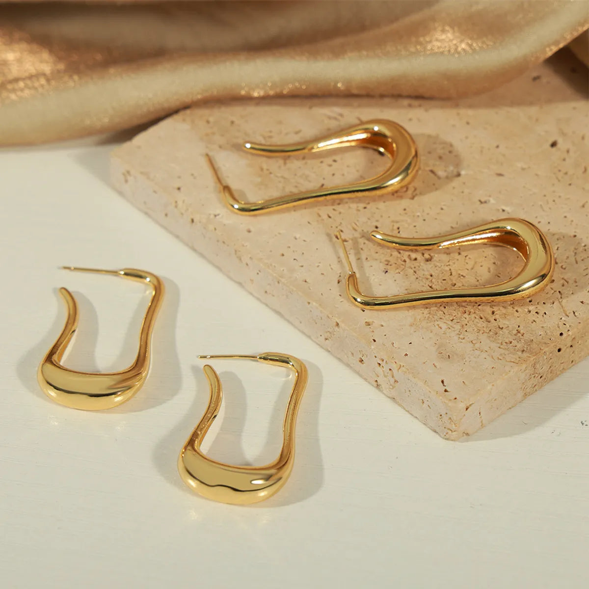 1 Pair Casual Simple Style U Shape Plating Copper 18k Gold Plated Ear Studs