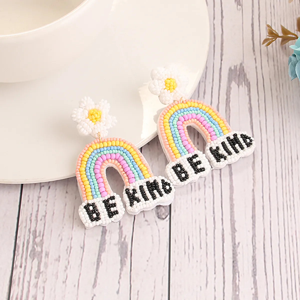 1 Pair Casual Sweet Artistic Letter Rainbow Flower Cloth Seed Bead Drop Earrings