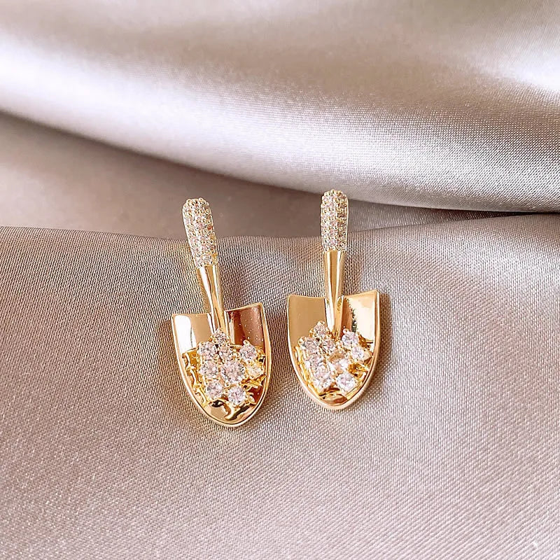 1 Pair Casual Sweet Artistic Shovel Inlay Alloy Rhinestones Ear Studs