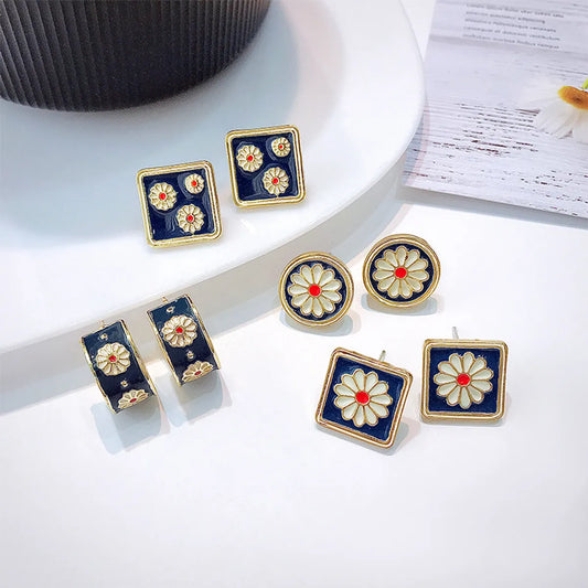 1 Pair Casual Sweet Geometric Flower Enamel Plating Metal Ear Studs