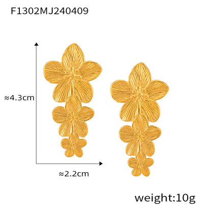 1 Pair Casual Sweet Simple Style Flower Petal Butterfly Inlay 304 Stainless Steel Pearl 18K Gold Plated Drop Earrings