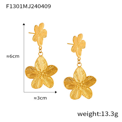 1 Pair Casual Sweet Simple Style Flower Petal Butterfly Inlay 304 Stainless Steel Pearl 18K Gold Plated Drop Earrings