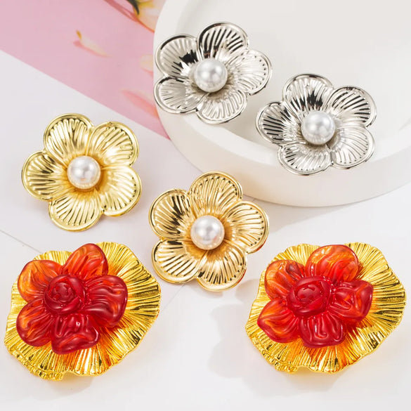 1 Pair Casual Vacation Classic Style Flower Inlay Alloy Artificial Pearls Resin Gold Plated Silver Plated Ear Studs