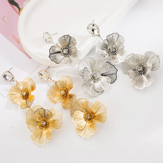 1 Pair Casual Vacation Classic Style Flower Inlay Alloy Glass Rhinestones Gold Plated Silver Plated Drop Earrings