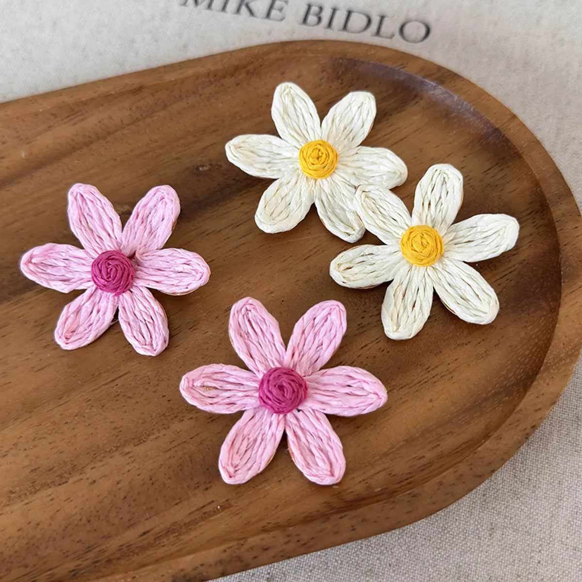 1 Pair Casual Vacation Classic Style Sunflower Alloy Raffia Ear Studs