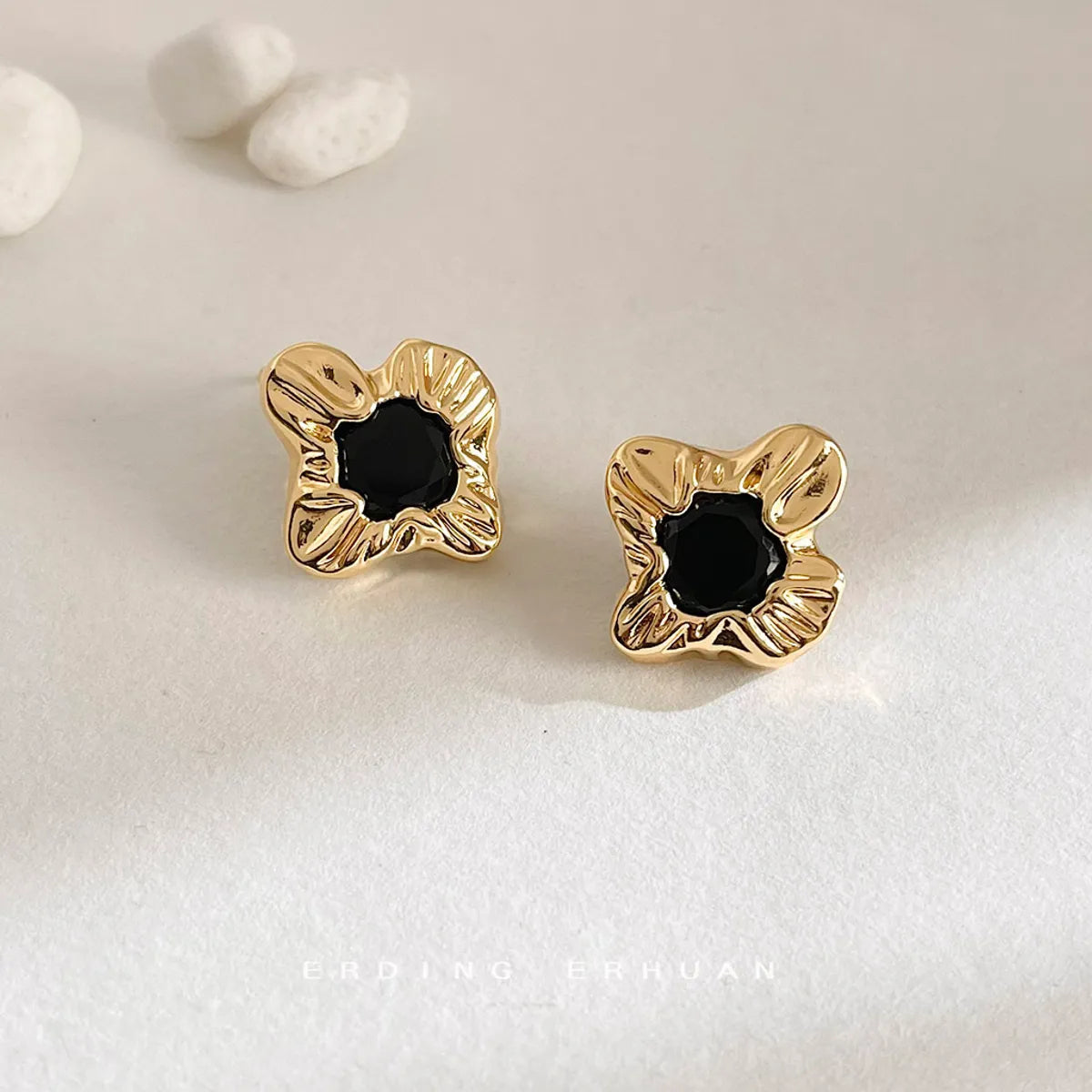 1 Pair Casual Vacation Geometric Inlay Copper Zircon 14K Gold Plated Ear Studs