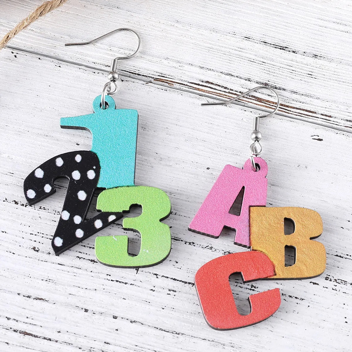 1 Pair Casual Vacation Letter Number Wood Drop Earrings