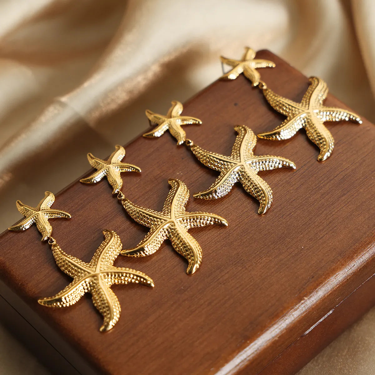 1 Pair Casual Vacation Starfish Plating Titanium Steel 18k Gold Plated Drop Earrings