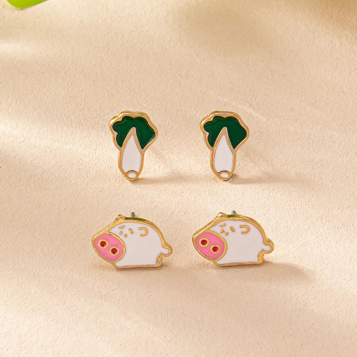 1 Pair Chinoiserie Cute Gossip Animal Vegetable Asymmetrical Zinc Alloy Ear Studs