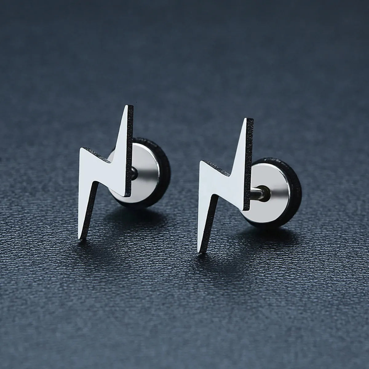 1 Pair Classic Style British Style Lightning Plating 304 Stainless Steel Black Plated Ear Studs