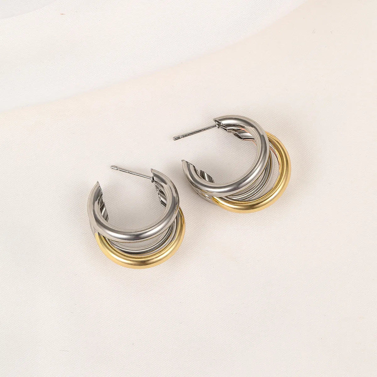 1 Pair Classic Style C Shape Quadrilateral Round Patchwork Plating Alloy Gold Plated Silver Plated Hoop Earrings