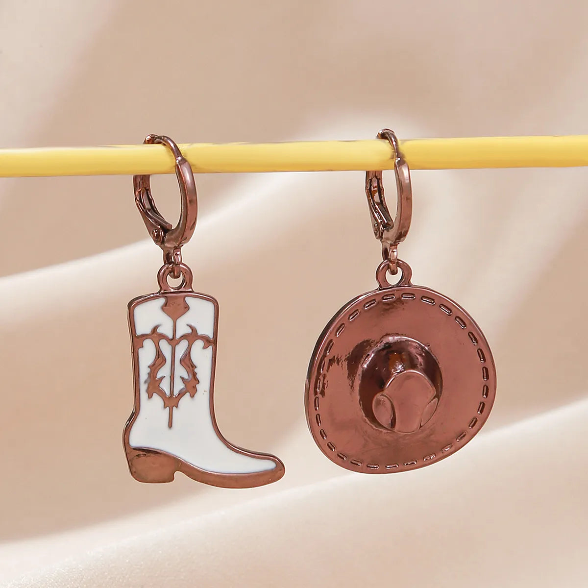 1 Pair Classic Style Cartoon Plastic Drop Earrings