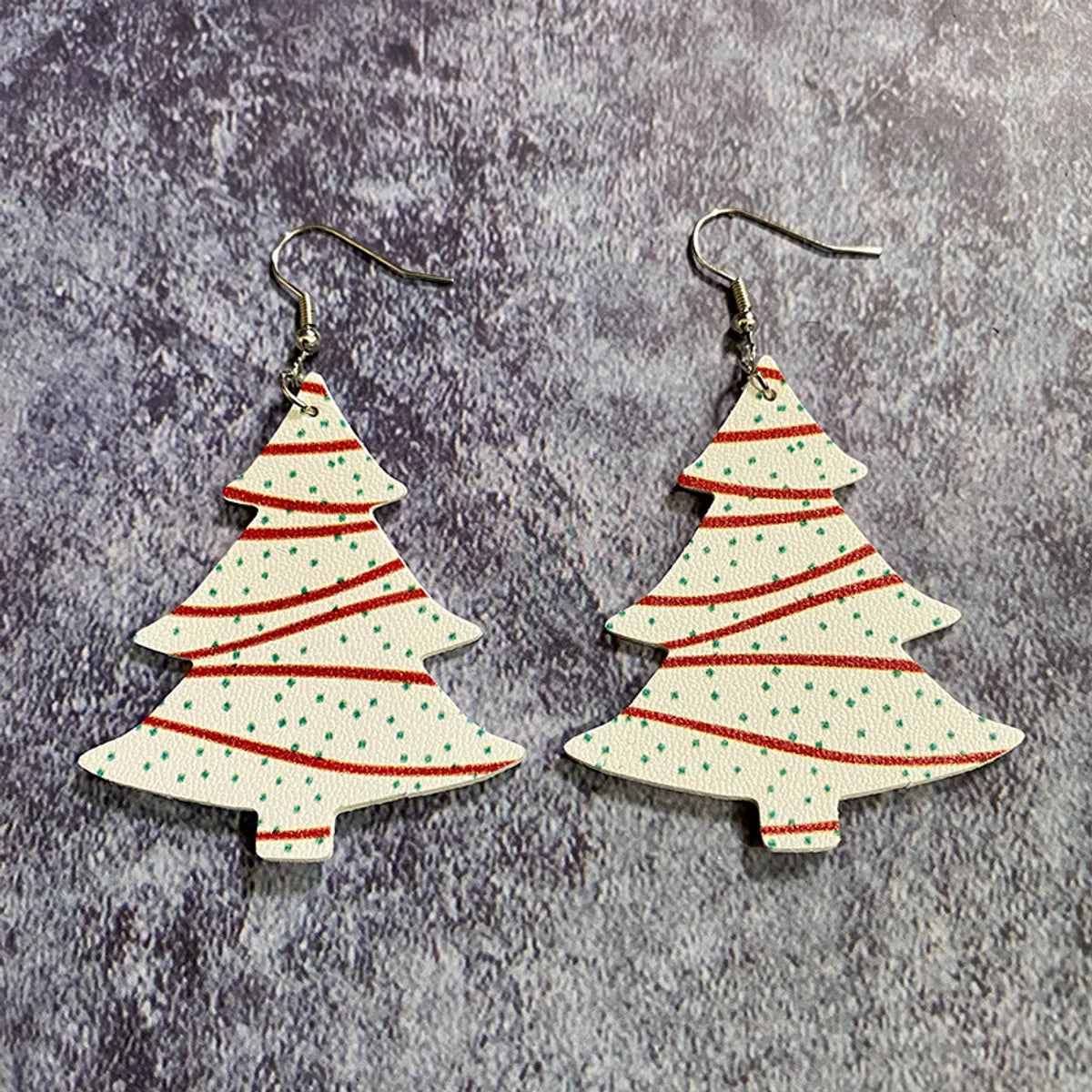 1 Pair Classic Style Christmas Tree Pu Leather Iron Ear Hook