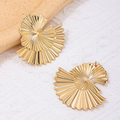 1 Pair Classic Style Commute Flower Alloy Ear Studs