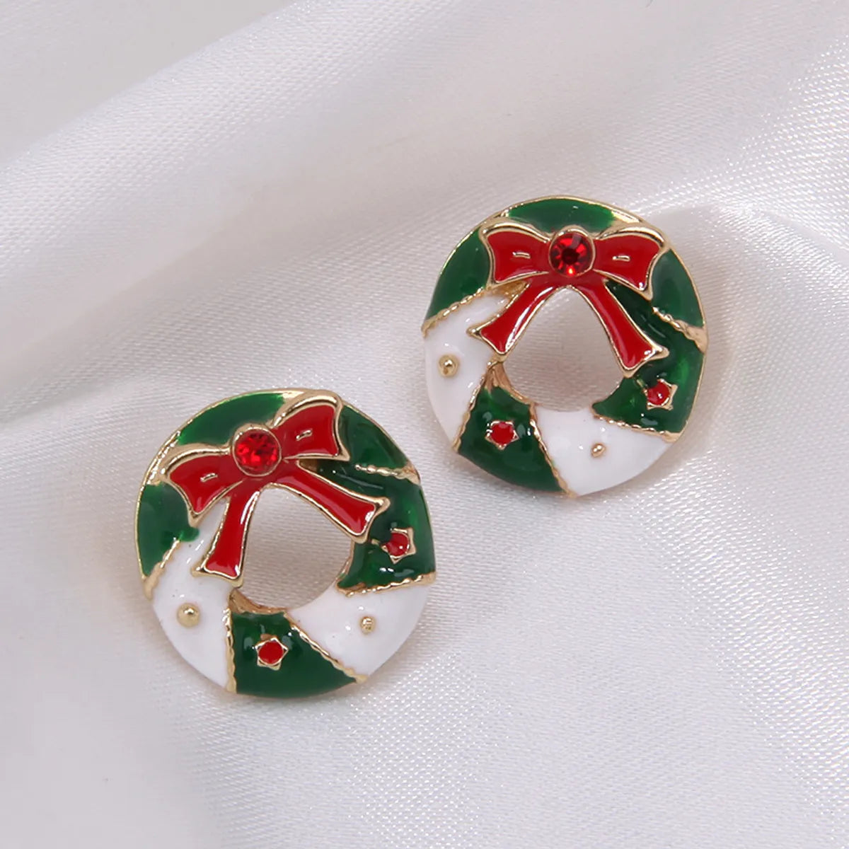 1 Pair Classic Style Geometric Santa Claus Snowflake Alloy Drop Earrings Ear Studs