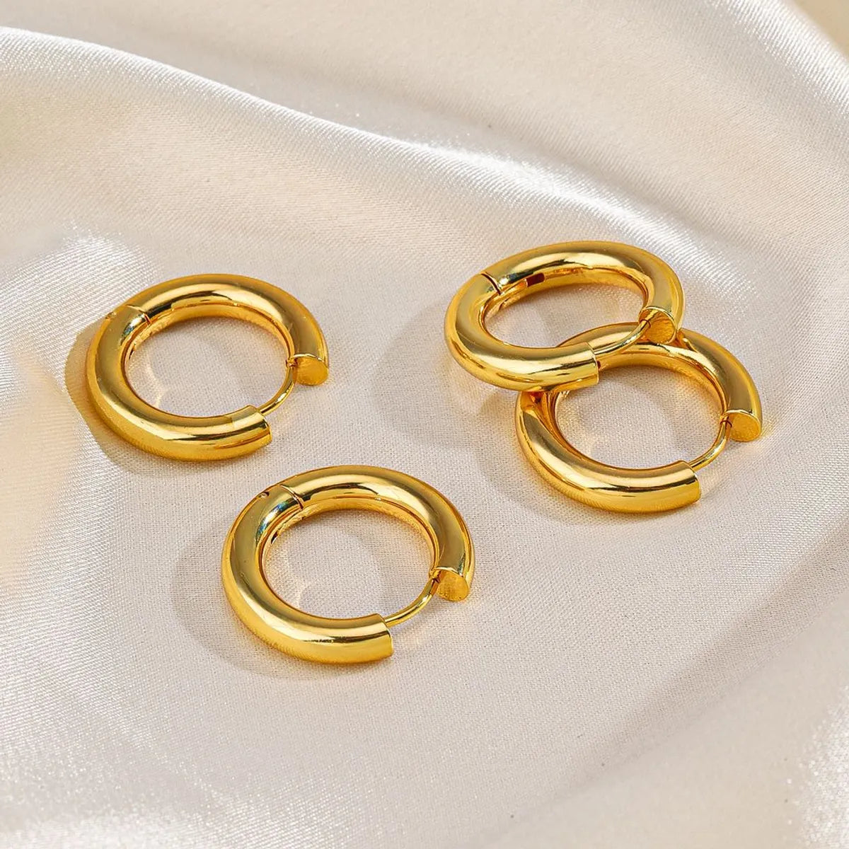 1 Pair Classic Style Round Plating Stainless Steel Earrings