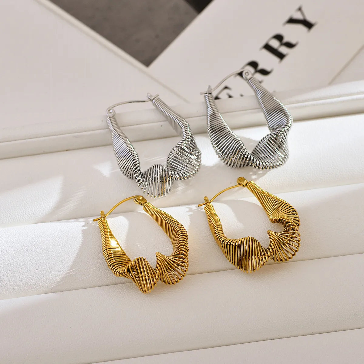 1 Pair Classic Style Solid Color Plating Stainless Steel 18k Gold Plated Earrings