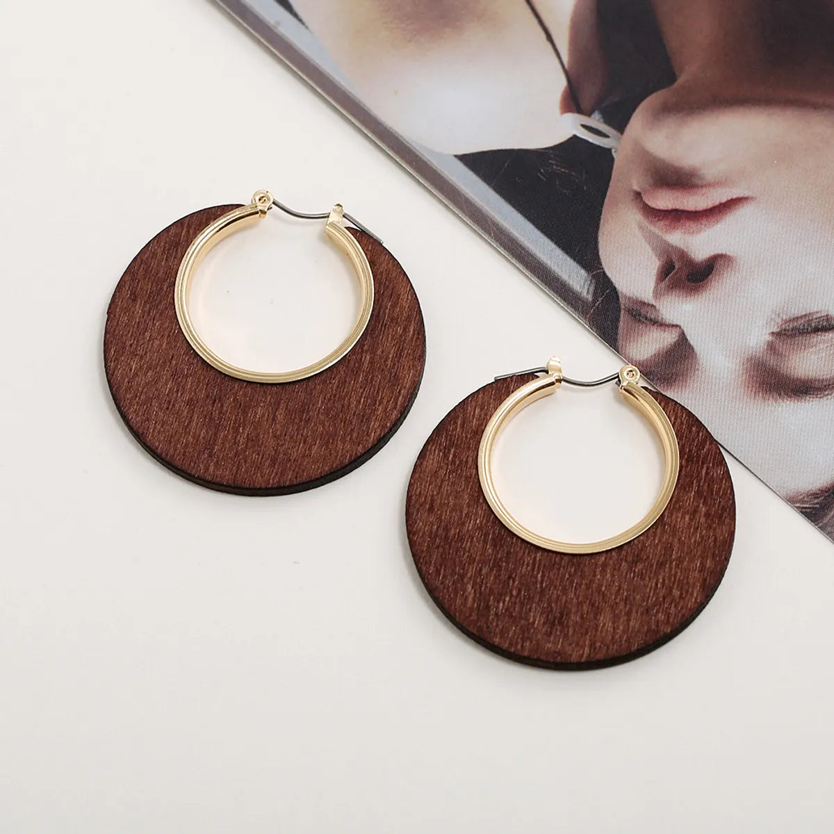 1 Pair Classical Classic Style Geometric Plating Wood Hoop Earrings