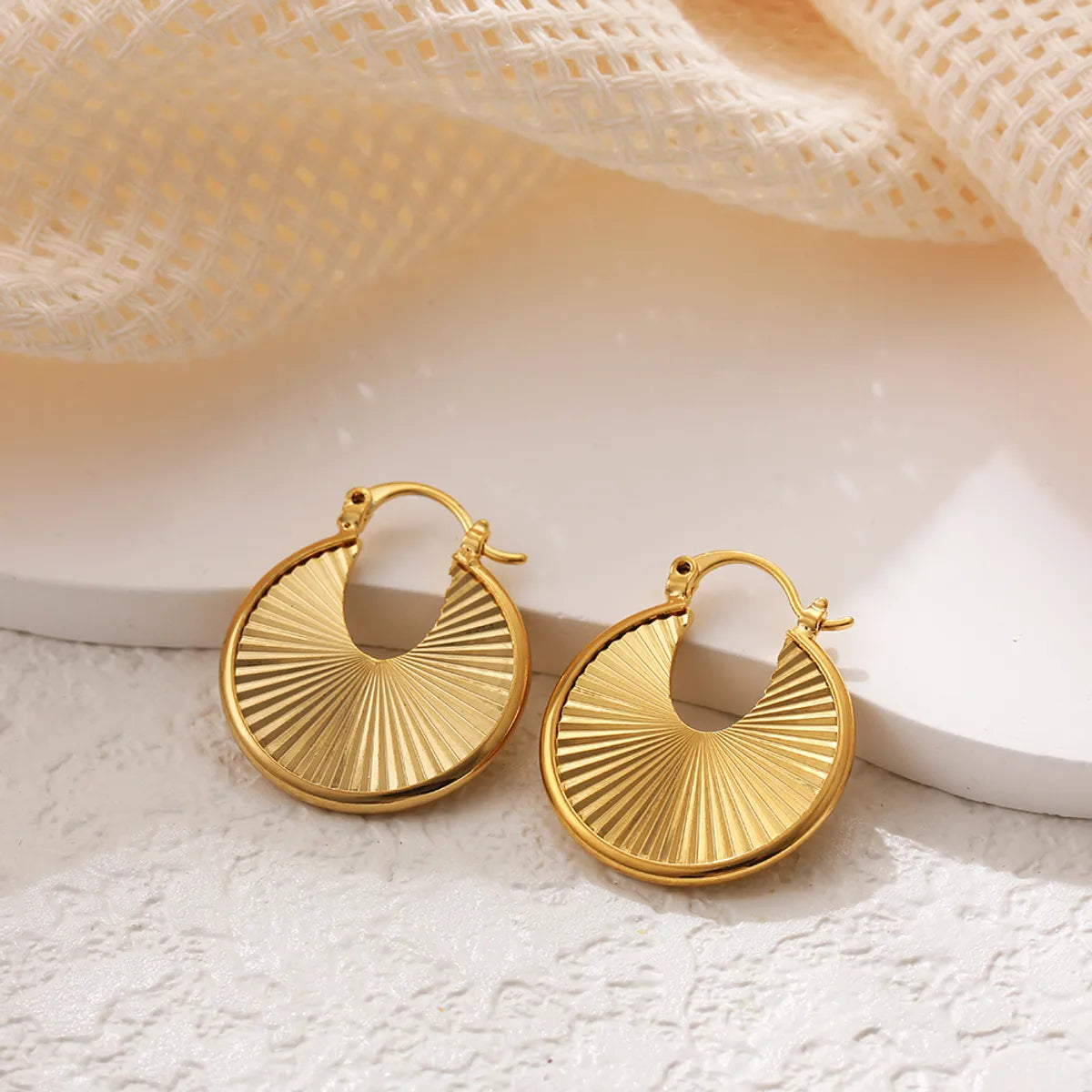 1 Pair Classical Exaggerated Round Sector Alloy Copper Earrings