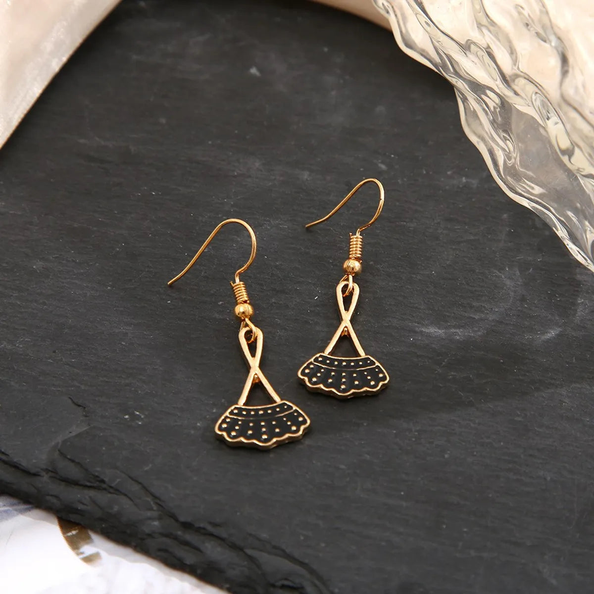 1 Pair Classical Gothic Punk Sector Enamel Plating Alloy Gold Plated Silver Plated Drop Earrings