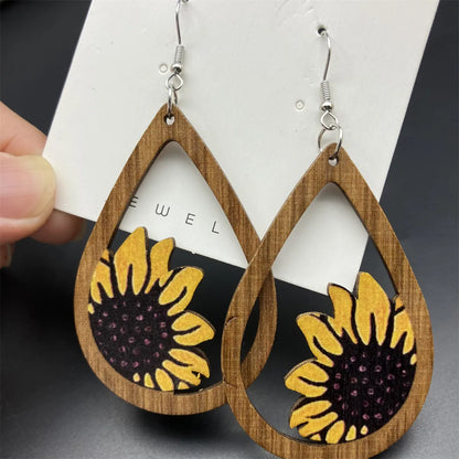 1 Pair Classical Pastoral British Style Sunflower Wood Drop Earrings