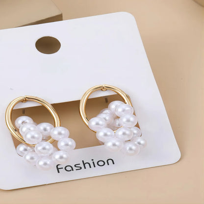 1 Pair Classical Sweet Classic Style Round Inlay Artificial Pearl Copper Artificial Pearls Drop Earrings