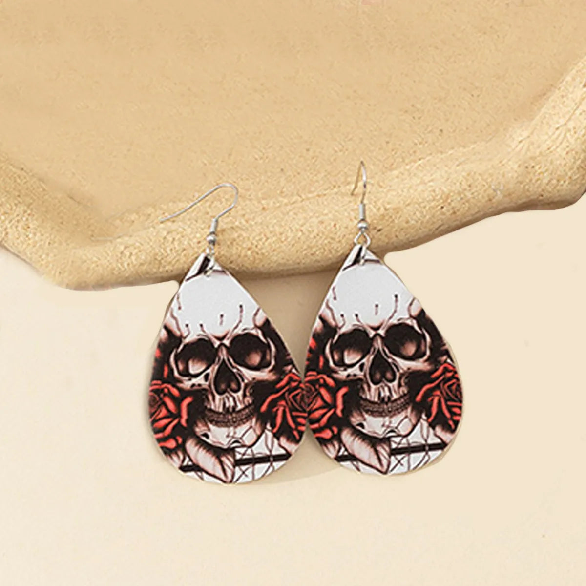 1 Pair Cool Style Water Droplets Bat Skull Printing Pu Leather Earrings