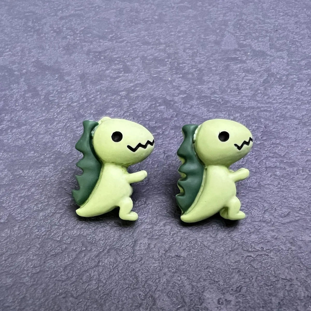 1 Pair Cute Cartoon Dinosaur Flower Resin Women'S Ear Studs