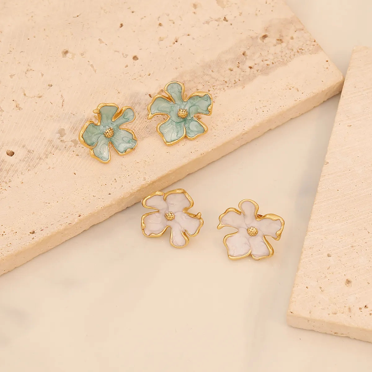 1 Pair Cute Commute Flower Irregular Enamel 304 Stainless Steel 18K Gold Plated Ear Studs