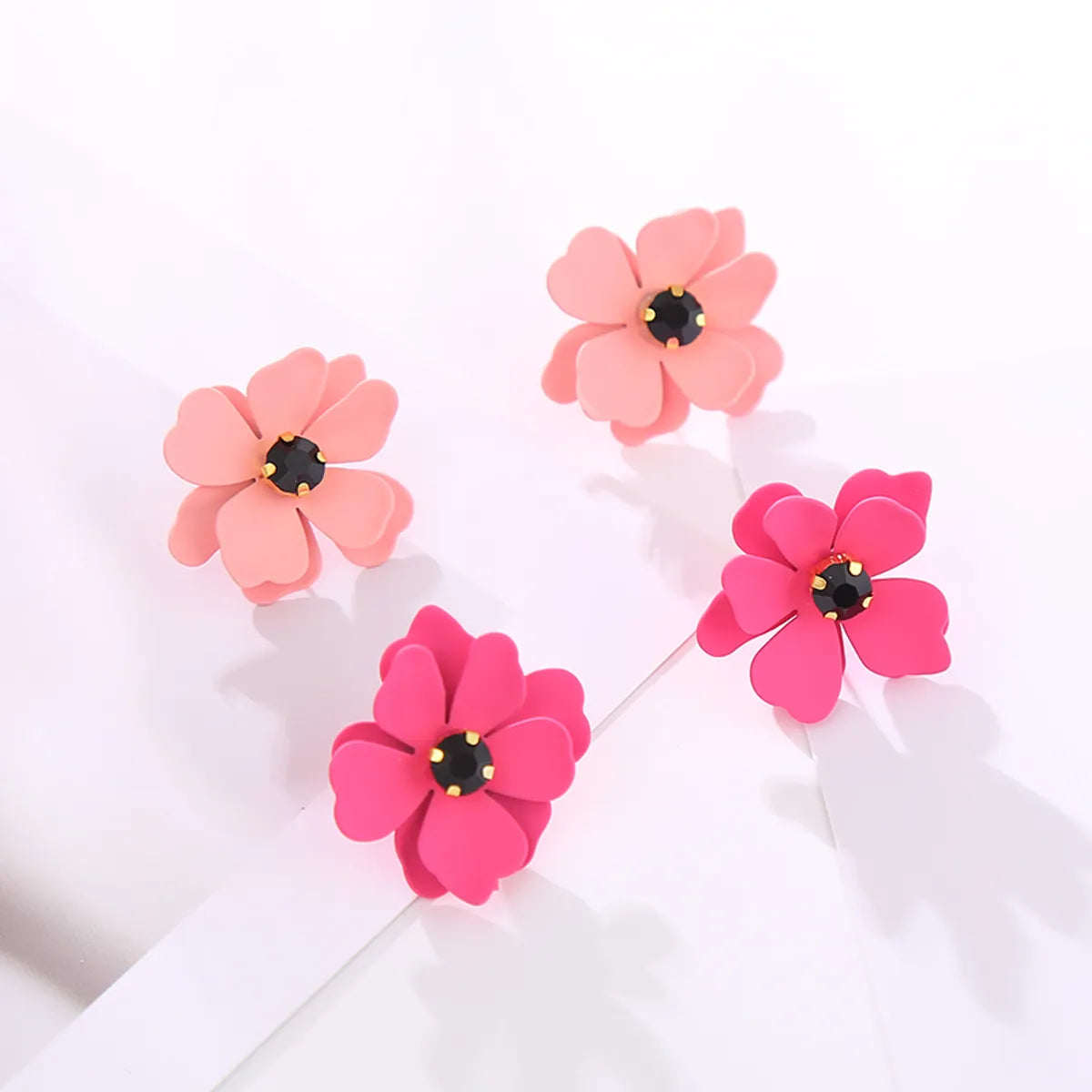 1 Pair Cute Flower Inlay Alloy Rhinestones Ear Studs