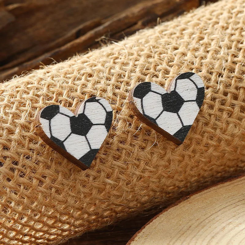 1 Pair Cute Heart Shape Wood Silver Plated Ear Studs