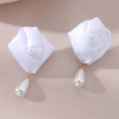 1 Pair Cute Lady Sweet Flower Artificial Pearl Cloth Ear Studs