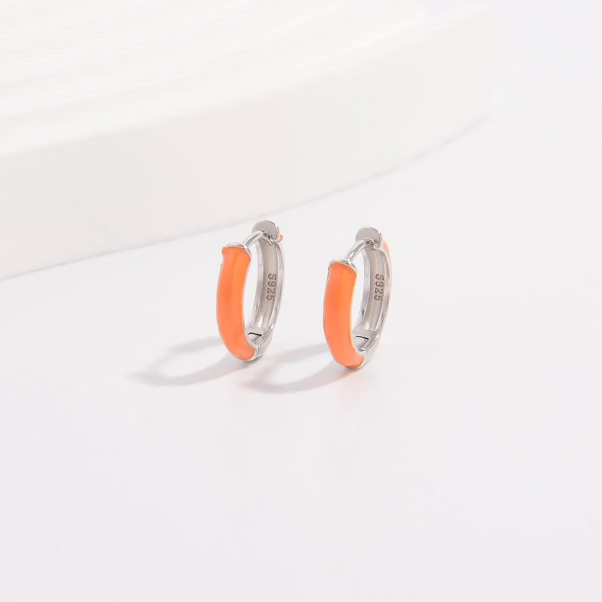 1 Pair Cute Lady Sweet Round Plating Sterling Silver White Gold Plated Hoop Earrings