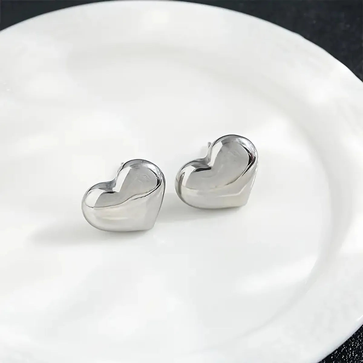 1 Pair Cute Modern Style Classic Style Heart Shape Plating Stainless Steel Gold Plated Ear Studs