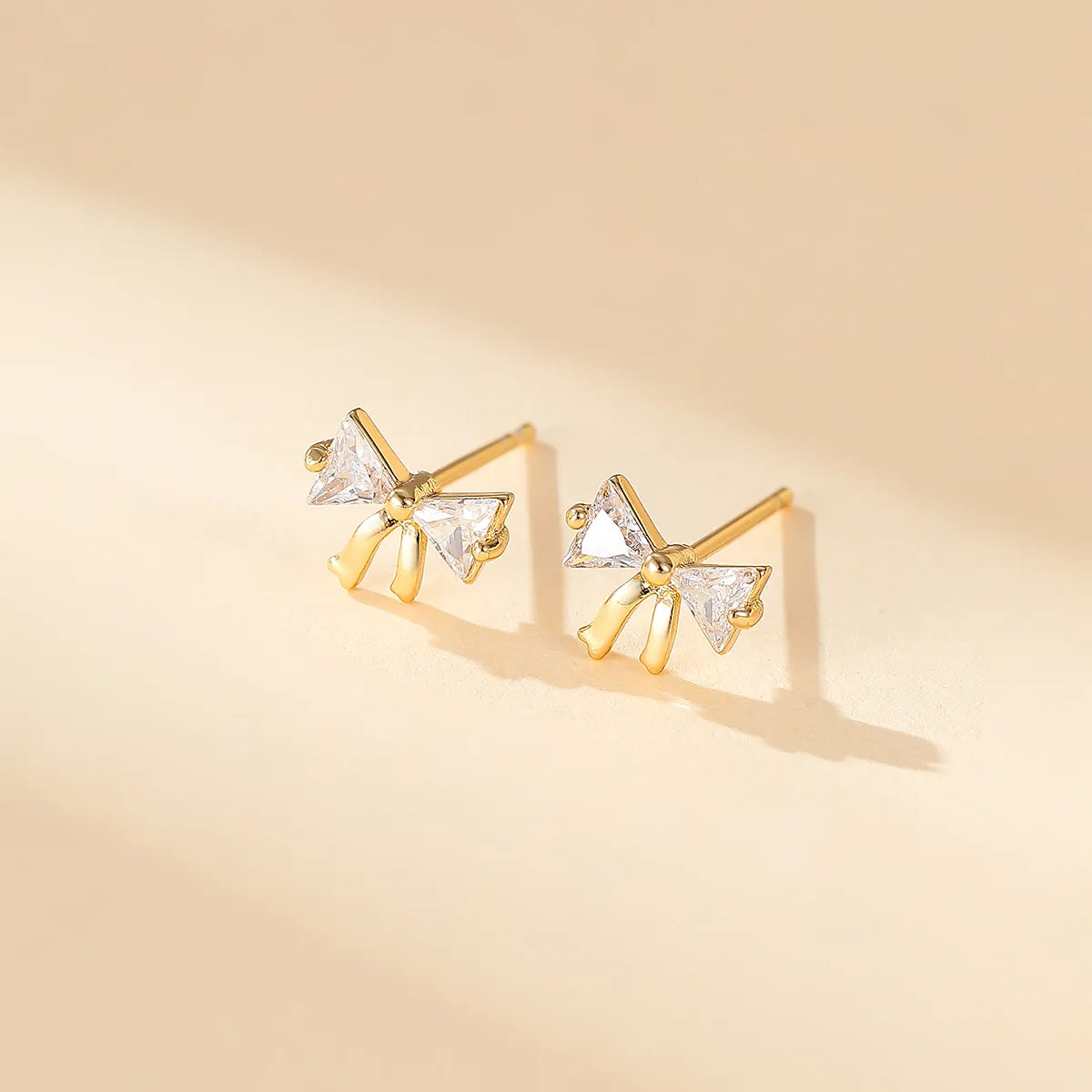 1 Pair Cute Modern Style Shiny Bow Knot Plating Inlay Copper Zircon 18k Gold Plated Ear Studs