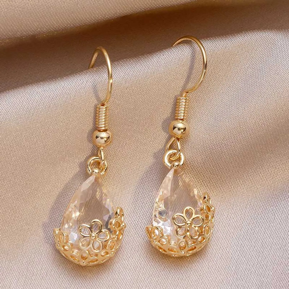 1 Pair Cute Shiny Water Droplets Plating Inlay Copper Zircon Gold Plated Ear Hook