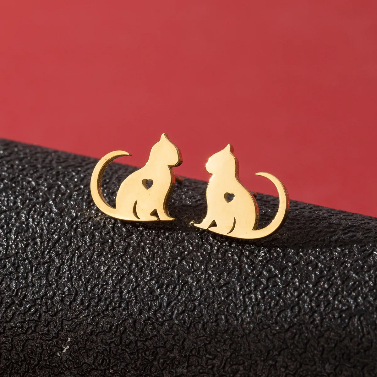 1 Pair Cute Simple Style Heart Shape Cat Polishing Hollow Out 304 Stainless Steel 18K Gold Plated Ear Studs