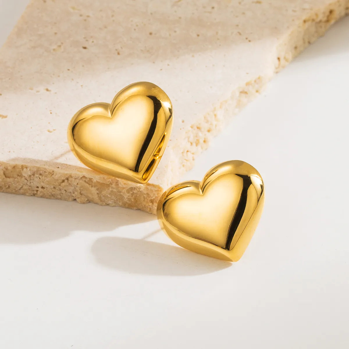 1 Pair Cute Simple Style Heart Shape Stainless Steel 14K Gold Plated Ear Studs