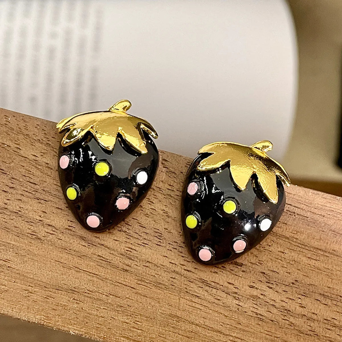 1 Pair Cute Strawberry Enamel Plating Alloy Ear Studs