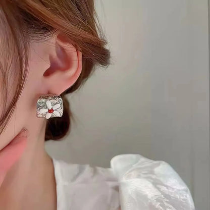 1 Pair Cute Sweet Flower Plating Alloy Ear Studs