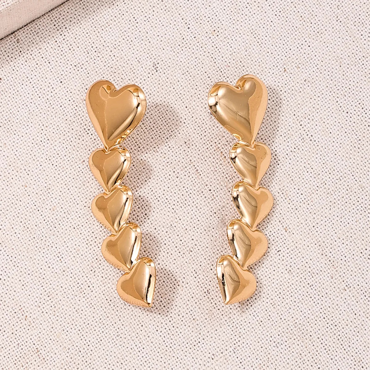 1 Pair Cute Sweet Heart Shape Ferroalloy Ear Studs