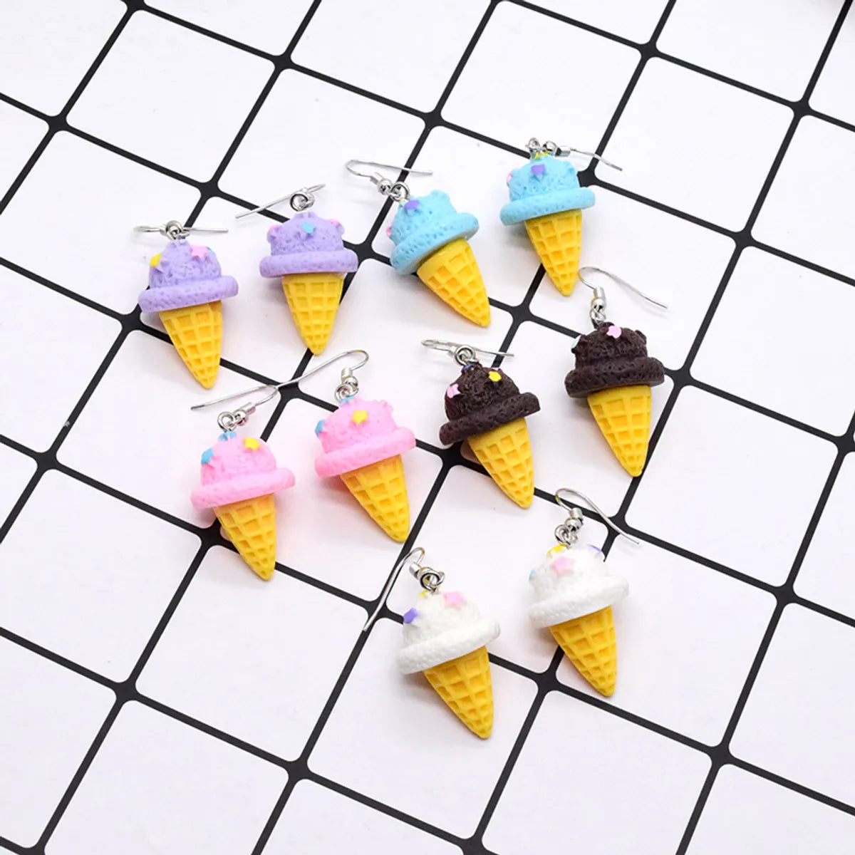 1 Pair Cute Sweet Simple Style Cartoon Resin Drop Earrings