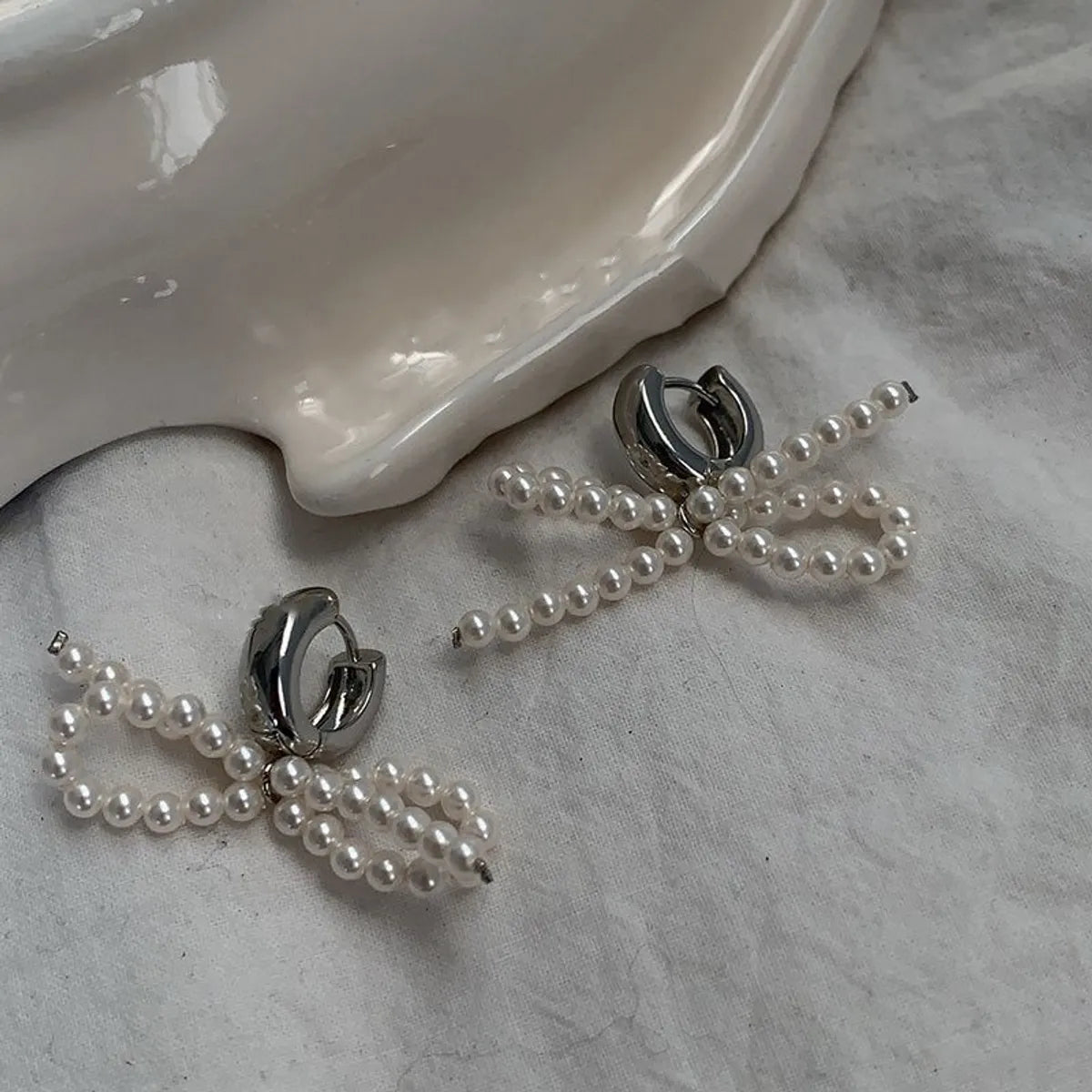 1 Pair Elegant Bow Knot Artificial Pearl Alloy Drop Earrings