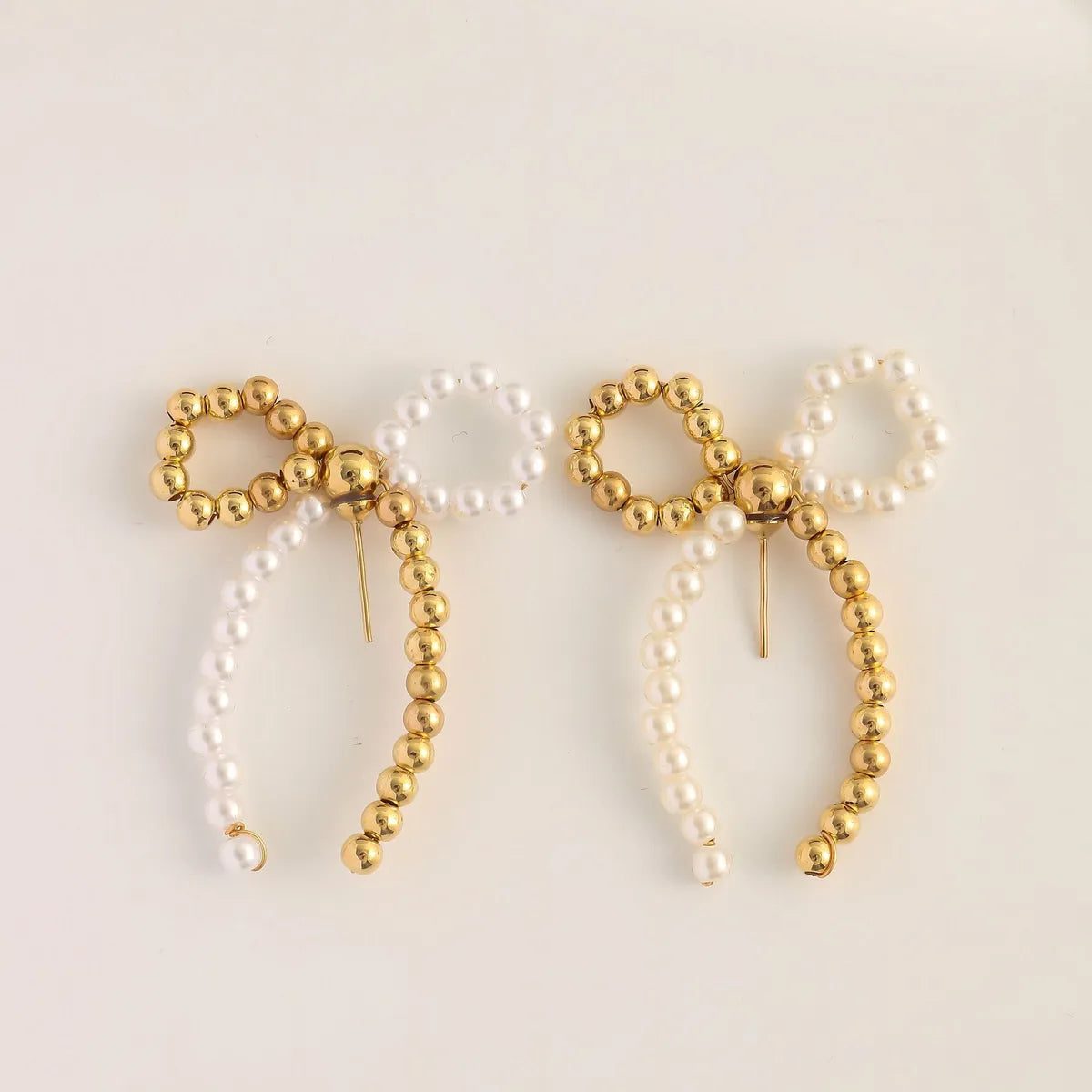 1 Pair Elegant Bow Knot Beaded Plating Artificial Pearl Alloy Ear Studs